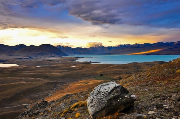 Blick vom Mount John auf den Lake Tekapo, Southern Alps, Neuseeland