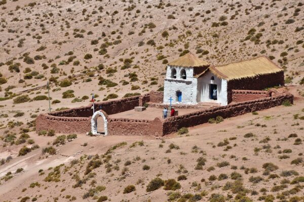 Adobe-Kirche in Machuca, Región Atacama, Chile