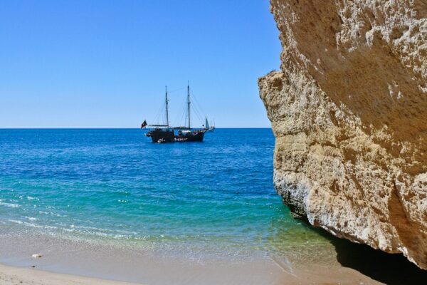 Strand von Armação de Pêra Algarve, Portugal