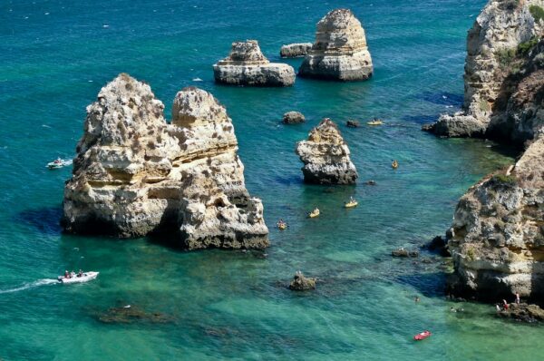 Strandleben an der Goldküste bei Lagos, Algarve, Portugal