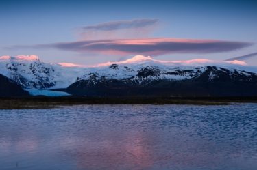 Alpenglühen über Skaftafell Nationalpark, Island