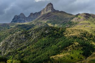 Valle de Hecho, Parque Natural Valles Occidentales, Pyrenäen, Spanien