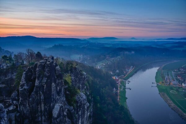 Deutschland - Elbblick von der Bastei, Elbsandsteingebirge