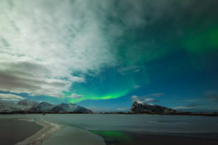 Lofoten, Polarlichter, Aurora Borealis, Nordlichter, See, Hoevn, Winter, Landschaft