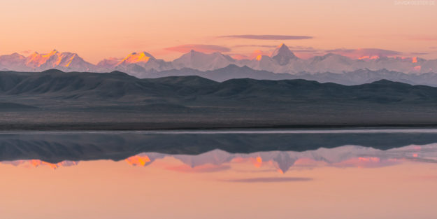 Kasachstan #20 - Panorama Spiegelung Khan Tengri und Tian Berge in Salzsee