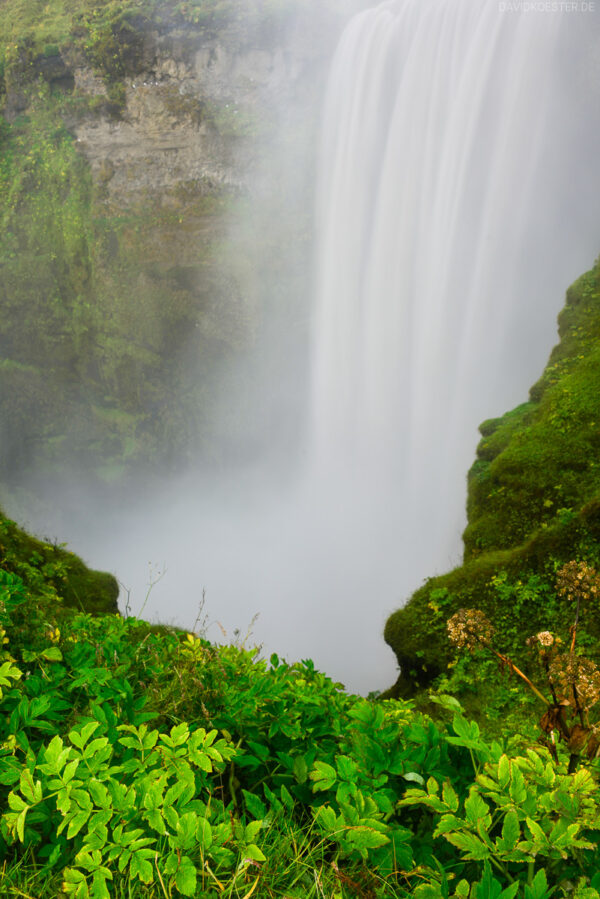 Island - Wasserfall Skogafoss