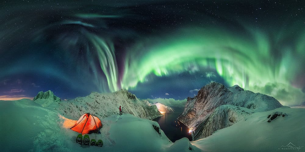 The Lady in Green | (c) Dr. Nicholas Roemmelt