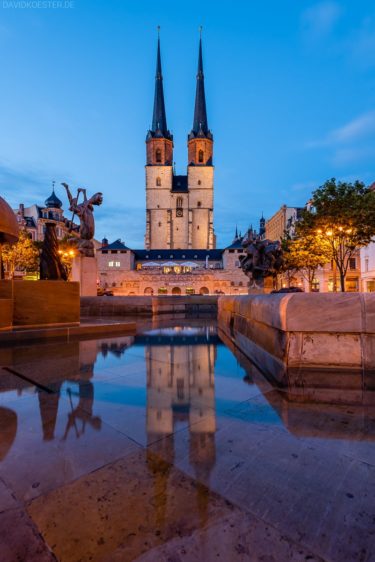 Halle Bilder - Hallmarkt mit Marktkirche und Göbelbrunnen