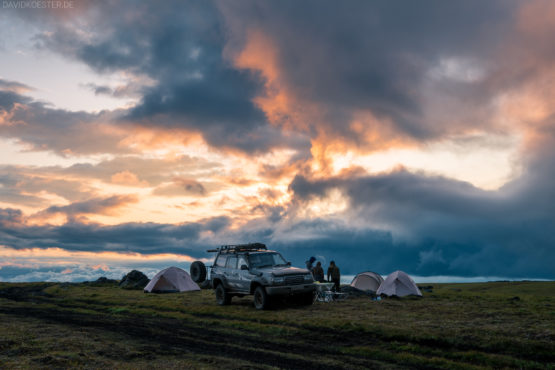 Kamtschatka Landschaft: Camping im NaturparkKlyuchevskoy