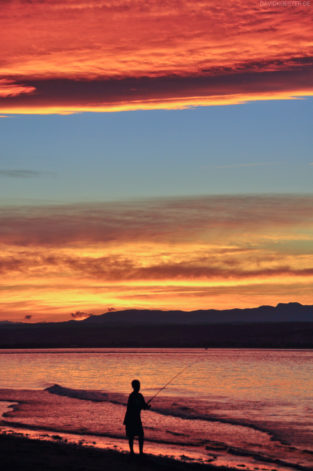Neuseeland - Angler an der Tasman Sea