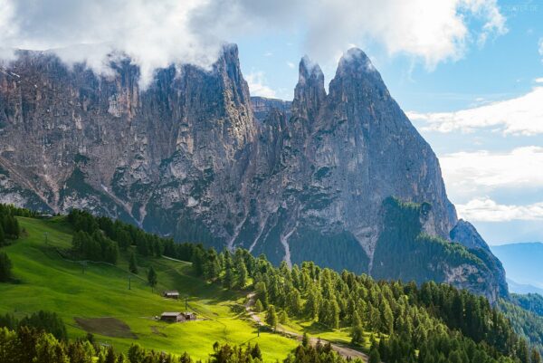 Dolomiten - Seiser Alm mit Rosszähnen