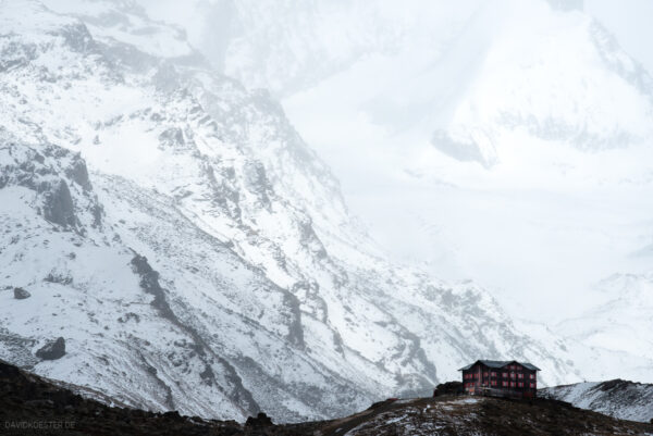 Schweiz - Hütte auf Fluhalp, Wallis