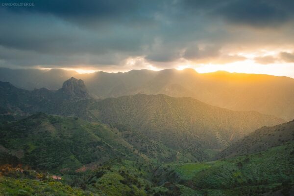 Kanaren - Berglandschaft im Garajonay, La Gomera