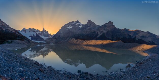 Panorama - Cerro Torre und Laguna Torre, Patagonien