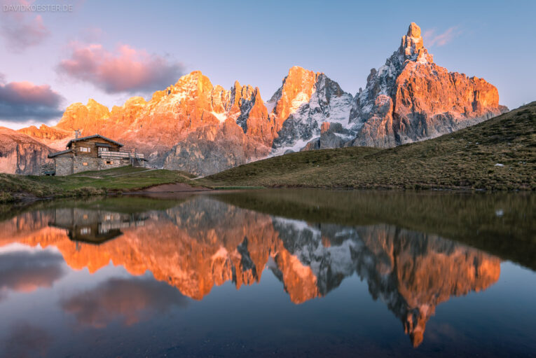 Dolomiten - Baita Segantini, Gebirgssee und Pala-Gruppe