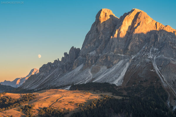 Dolomiten - Mondaufgang am Peitlerkofel, Südtirol