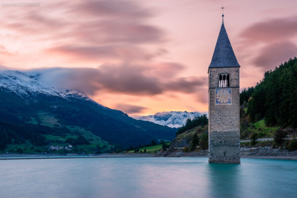 Dolomiten - Reschensee mit Kirche, Vinschgau