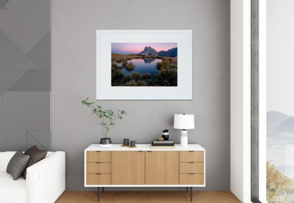 Dolomiten - Moorsee mit Spiegelung des Peitlerkofel, Südtirol – Bild 2