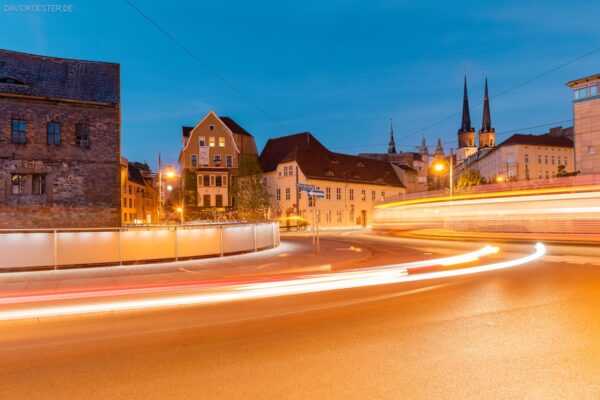 Halle Bilder - Neue Residenz und Marktkirche bei Nacht