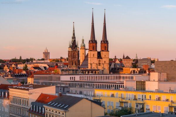 Halle Bilder - Skyline mit Marktkirche, Roten Turm und Halle-Tower