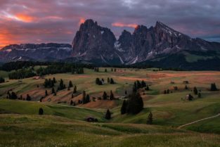 Dolomiten - Seiser Alm bei Sonnenaufgang, Südtirol